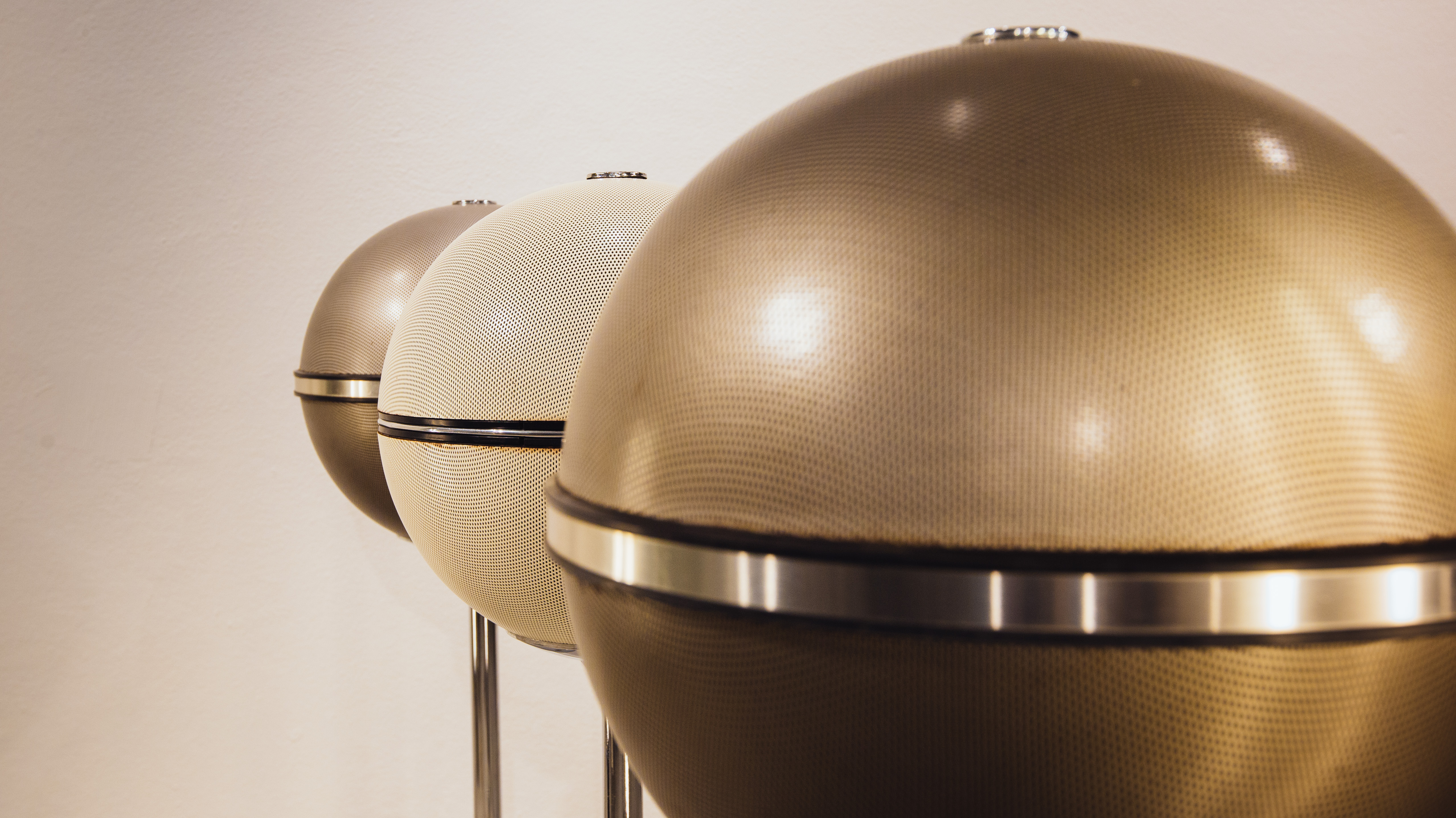 Grundig Audiorama 8000 series speakers
