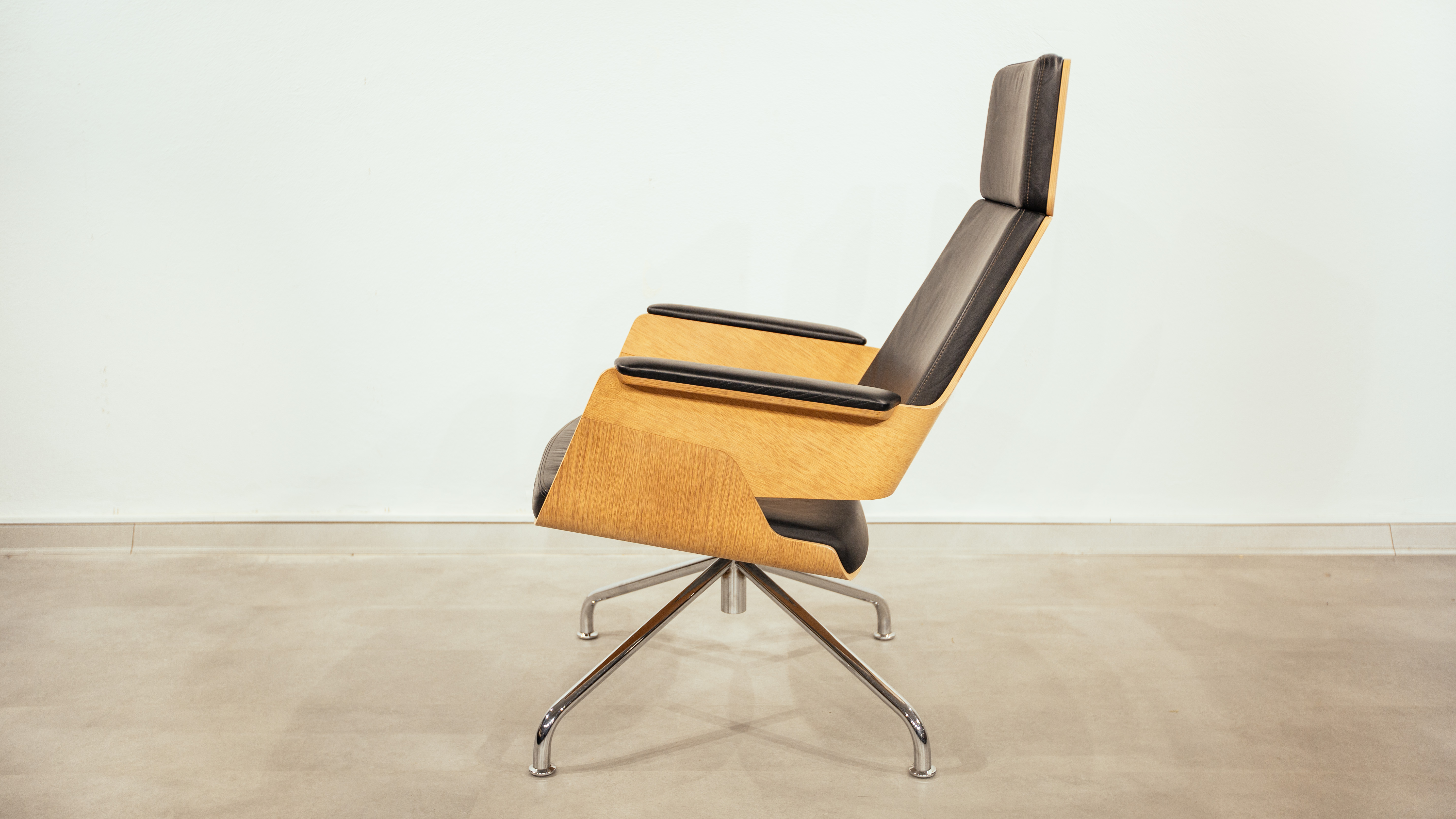 Thonet S 850 Lounge Chair